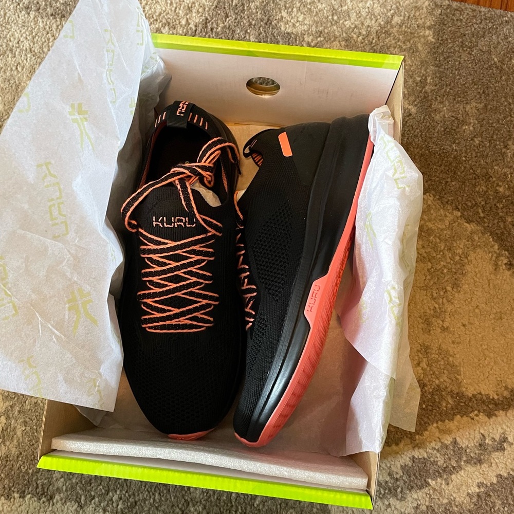 Kuru Flux Tennis Shoes